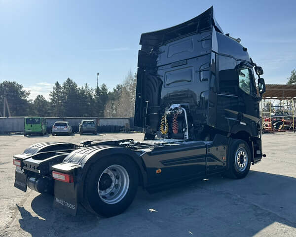 Черный Рено Range T, объемом двигателя 10.8 л и пробегом 657 тыс. км за 32193 $, фото 6 на Automoto.ua