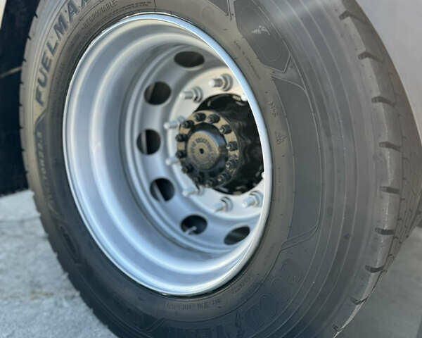 Черный Рено Range T, объемом двигателя 10.8 л и пробегом 657 тыс. км за 32193 $, фото 11 на Automoto.ua