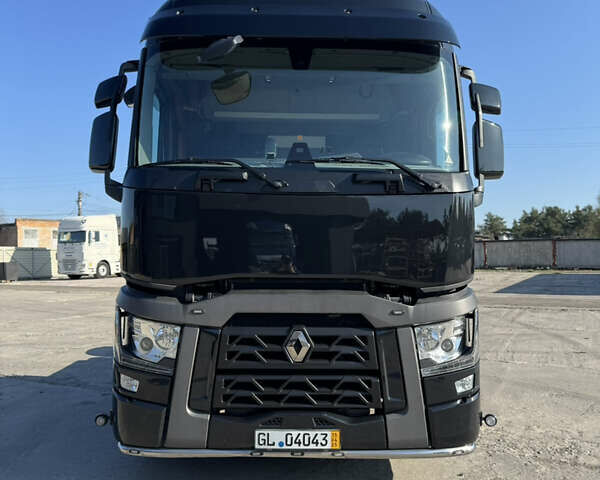 Черный Рено Range T, объемом двигателя 10.8 л и пробегом 657 тыс. км за 32193 $, фото 3 на Automoto.ua
