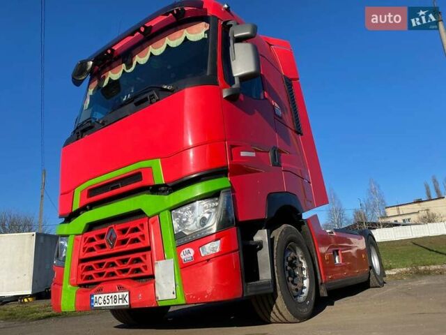 Красный Рено Range T, объемом двигателя 12.78 л и пробегом 300 тыс. км за 19800 $, фото 10 на Automoto.ua