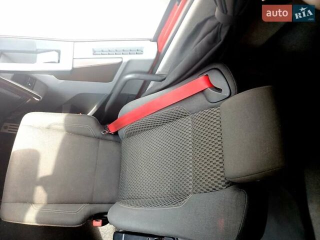 Рено Range T 2015 в Ставище на Automoto.ua Красный Рено Range T, объемом двигателя 12.78 л и пробегом 1000 тыс. км за 24800 $, фото 15 на Automoto.ua