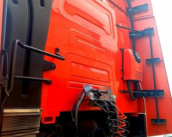 Рено Range T 2015 в Ставище на Automoto.ua Красный Рено Range T, объемом двигателя 12.78 л и пробегом 1000 тыс. км за 24800 $, фото 11 на Automoto.ua