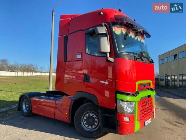 Красный Рено Range T, объемом двигателя 12.78 л и пробегом 300 тыс. км за 19800 $, фото 4 на Automoto.ua