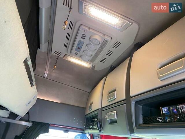 Красный Рено Range T, объемом двигателя 12.78 л и пробегом 300 тыс. км за 19800 $, фото 17 на Automoto.ua