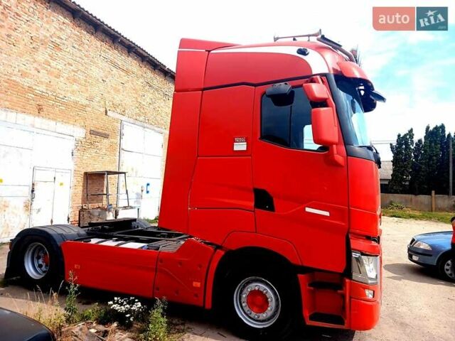 Рено Range T 2015 в Ставище на Automoto.ua Красный Рено Range T, объемом двигателя 12.78 л и пробегом 1000 тыс. км за 24800 $, фото 4 на Automoto.ua