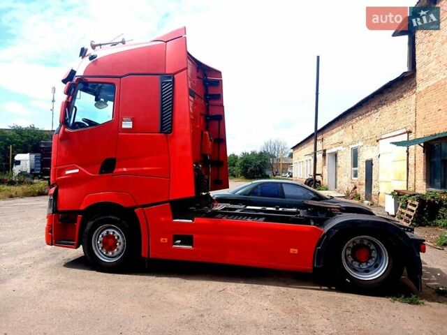 Рено Range T 2015 в Ставище на Automoto.ua Красный Рено Range T, объемом двигателя 12.78 л и пробегом 1000 тыс. км за 24800 $, фото 9 на Automoto.ua