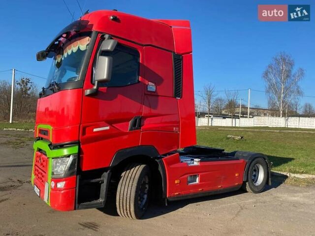 Красный Рено Range T, объемом двигателя 12.78 л и пробегом 300 тыс. км за 19800 $, фото 5 на Automoto.ua