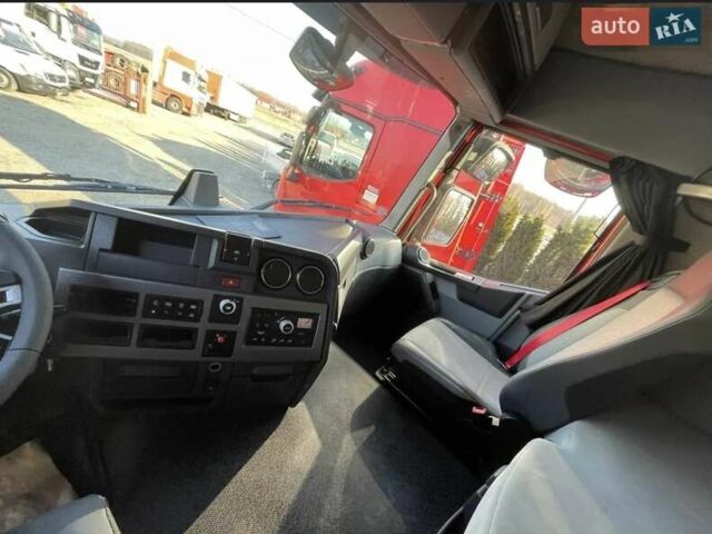 Червоний Рено Range T, об'ємом двигуна 12.8 л та пробігом 933 тис. км за 25999 $, фото 14 на Automoto.ua