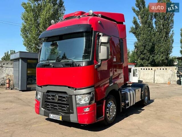 Червоний Рено Range T, об'ємом двигуна 12.8 л та пробігом 700 тис. км за 31900 $, фото 2 на Automoto.ua