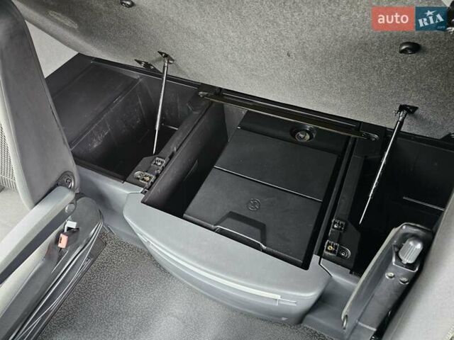 Красный Рено Range T, объемом двигателя 13 л и пробегом 900 тыс. км за 29999 $, фото 55 на Automoto.ua