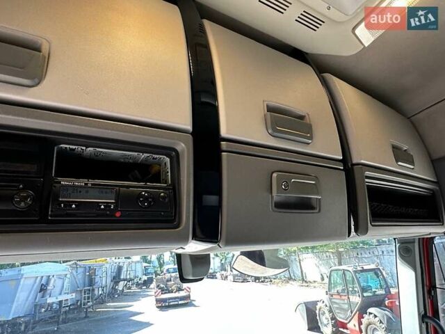 Червоний Рено Range T, об'ємом двигуна 12.8 л та пробігом 700 тис. км за 31900 $, фото 40 на Automoto.ua