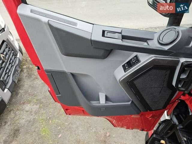 Красный Рено Range T, объемом двигателя 13 л и пробегом 900 тыс. км за 29999 $, фото 35 на Automoto.ua