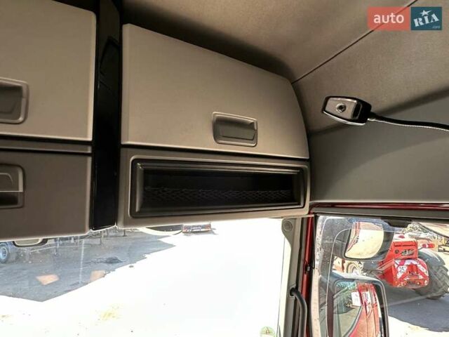 Червоний Рено Range T, об'ємом двигуна 12.8 л та пробігом 700 тис. км за 31900 $, фото 56 на Automoto.ua