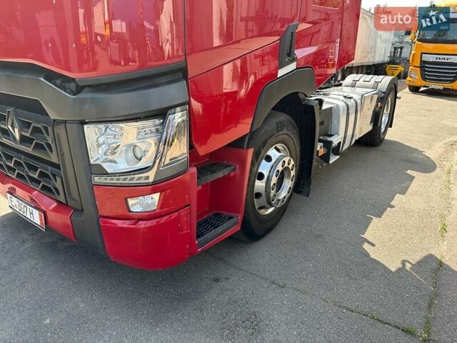 Красный Рено Range T, объемом двигателя 12.9 л и пробегом 698 тыс. км за 31900 $, фото 9 на Automoto.ua