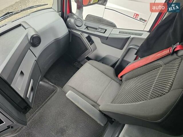 Красный Рено Range T, объемом двигателя 13 л и пробегом 900 тыс. км за 29999 $, фото 43 на Automoto.ua