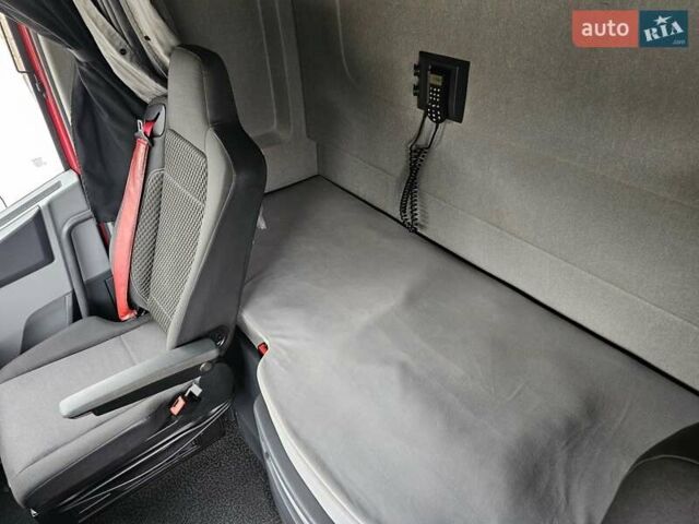 Красный Рено Range T, объемом двигателя 13 л и пробегом 900 тыс. км за 31500 $, фото 44 на Automoto.ua