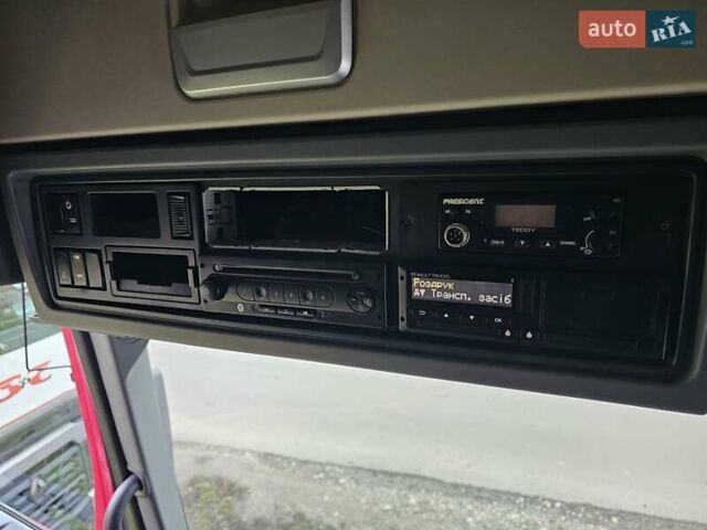 Красный Рено Range T, объемом двигателя 13 л и пробегом 900 тыс. км за 31500 $, фото 63 на Automoto.ua