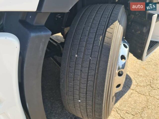 Рено Range T, объемом двигателя 10.85 л и пробегом 814 тыс. км за 28000 $, фото 11 на Automoto.ua