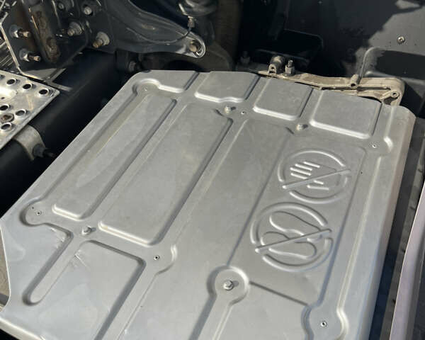 Рено Range T, об'ємом двигуна 12.9 л та пробігом 760 тис. км за 29450 $, фото 25 на Automoto.ua