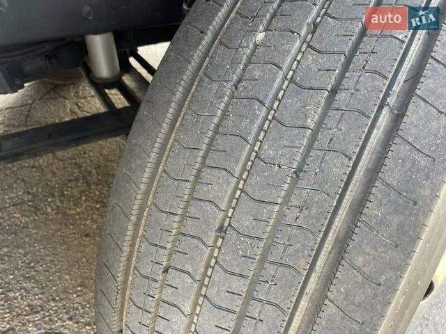 Рено Range T, объемом двигателя 10.85 л и пробегом 814 тыс. км за 28000 $, фото 33 на Automoto.ua