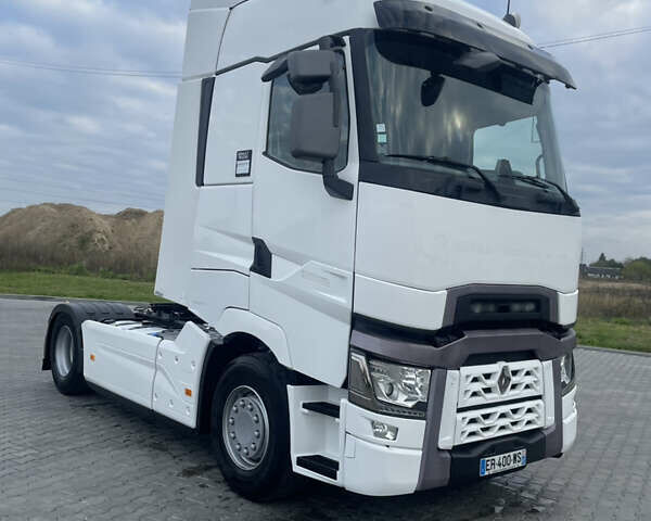 Рено Range T, объемом двигателя 0 л и пробегом 700 тыс. км за 41555 $, фото 4 на Automoto.ua