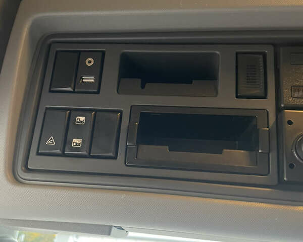 Рено Range T, объемом двигателя 0 л и пробегом 700 тыс. км за 41555 $, фото 32 на Automoto.ua