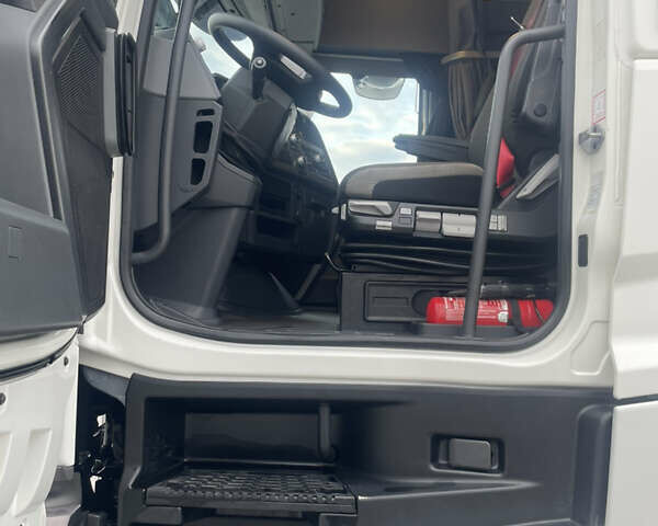 Рено Range T, объемом двигателя 0 л и пробегом 700 тыс. км за 41555 $, фото 26 на Automoto.ua