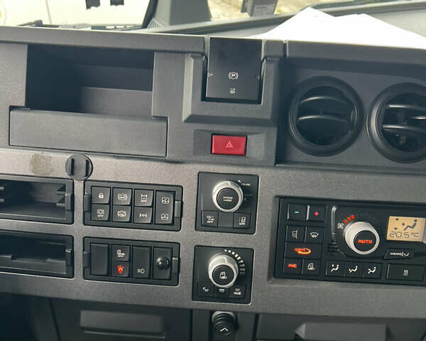 Рено Range T, объемом двигателя 0 л и пробегом 657 тыс. км за 33000 $, фото 34 на Automoto.ua