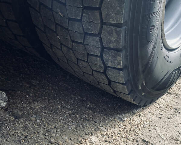 Желтый Рено Range T, объемом двигателя 10.8 л и пробегом 1 тыс. км за 28500 $, фото 18 на Automoto.ua