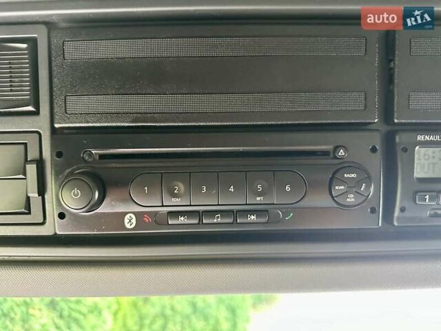 Синій Рено Range T, об'ємом двигуна 12.9 л та пробігом 690 тис. км за 37999 $, фото 97 на Automoto.ua