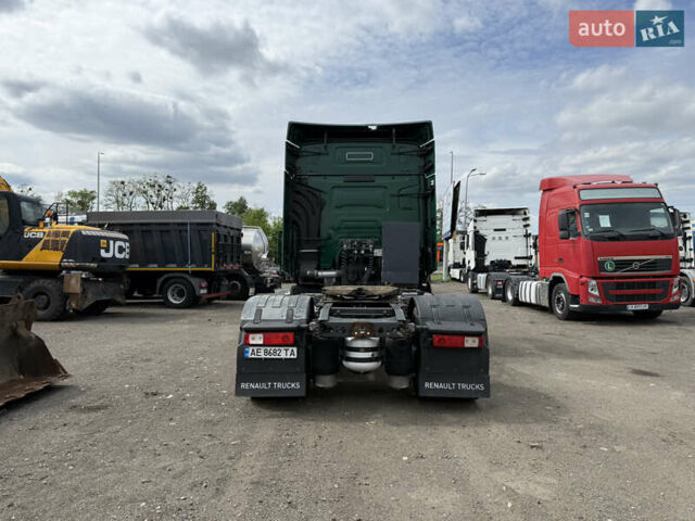 Зеленый Рено Range T, объемом двигателя 0 л и пробегом 650 тыс. км за 17900 $, фото 3 на Automoto.ua