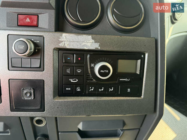 Зелений Рено Range T, об'ємом двигуна 12 л та пробігом 707 тис. км за 22200 $, фото 32 на Automoto.ua