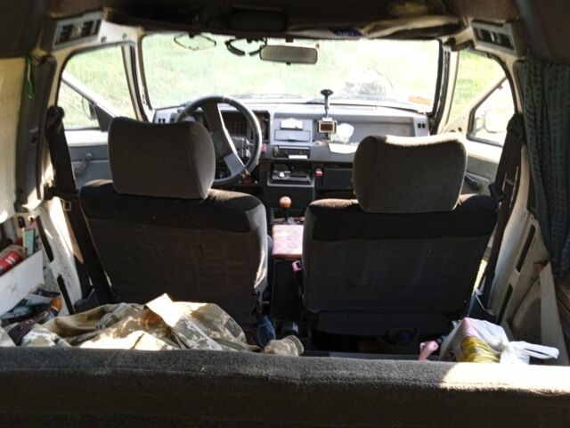 Білий Рено Рапід, об'ємом двигуна 1.1 л та пробігом 150 тис. км за 1190 $, фото 5 на Automoto.ua