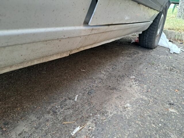 Белый Рено Рапид, объемом двигателя 0 л и пробегом 143 тыс. км за 1178 $, фото 2 на Automoto.ua