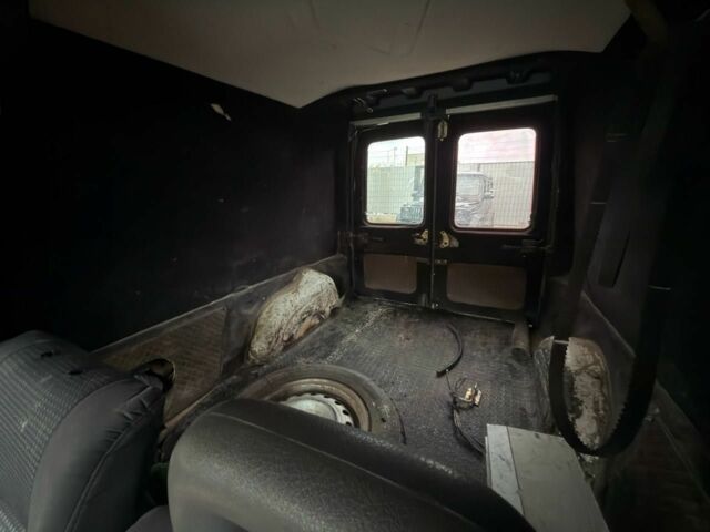 Білий Рено Рапід, об'ємом двигуна 1.6 л та пробігом 300 тис. км за 999 $, фото 12 на Automoto.ua