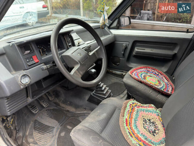 Белый Рено Рапид, объемом двигателя 1.6 л и пробегом 300 тыс. км за 999 $, фото 11 на Automoto.ua