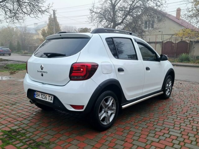 Белый Рено Родео, объемом двигателя 0.9 л и пробегом 125 тыс. км за 8300 $, фото 6 на Automoto.ua