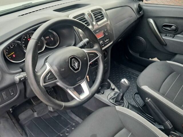 Белый Рено Родео, объемом двигателя 0.9 л и пробегом 125 тыс. км за 8300 $, фото 11 на Automoto.ua