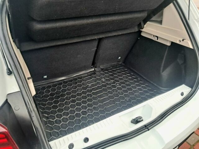 Белый Рено Родео, объемом двигателя 0.9 л и пробегом 125 тыс. км за 8300 $, фото 19 на Automoto.ua