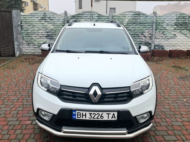 Белый Рено Родео, объемом двигателя 0.9 л и пробегом 125 тыс. км за 8300 $, фото 1 на Automoto.ua