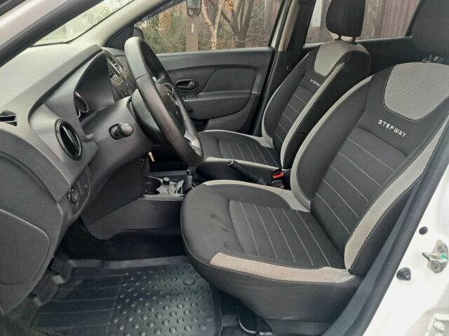 Белый Рено Родео, объемом двигателя 0.9 л и пробегом 125 тыс. км за 8300 $, фото 10 на Automoto.ua