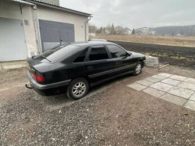 Чорний Рено Сафран, об'ємом двигуна 2.5 л та пробігом 200 тис. км за 2250 $, фото 4 на Automoto.ua