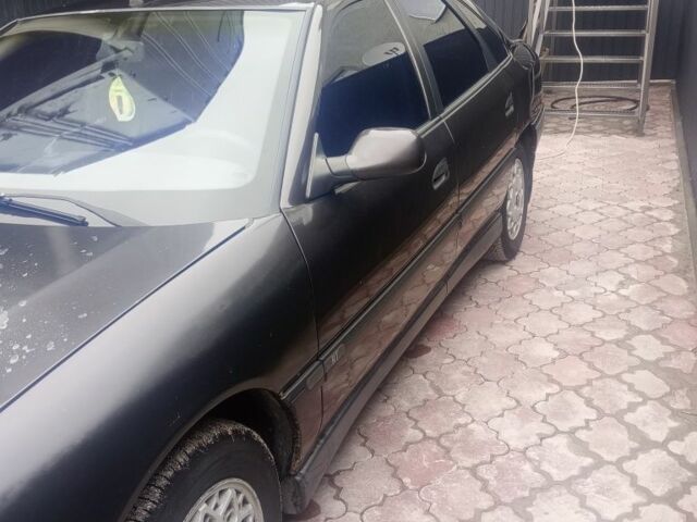 Коричневый Рено Сафран, объемом двигателя 2.2 л и пробегом 400 тыс. км за 1900 $, фото 1 на Automoto.ua