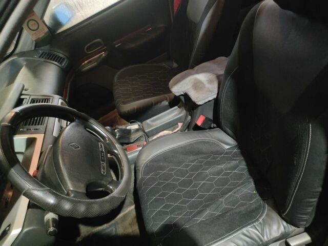 Червоний Рено Сафран, об'ємом двигуна 2.2 л та пробігом 300 тис. км за 1450 $, фото 3 на Automoto.ua