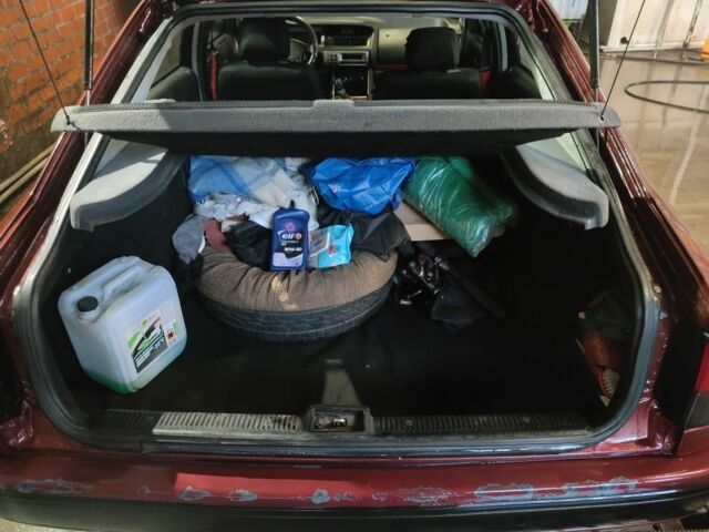 Червоний Рено Сафран, об'ємом двигуна 2.2 л та пробігом 300 тис. км за 1450 $, фото 5 на Automoto.ua