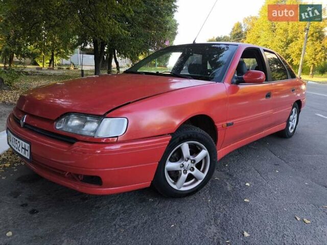 Красный Рено Сафран, объемом двигателя 2.2 л и пробегом 500 тыс. км за 1800 $, фото 9 на Automoto.ua