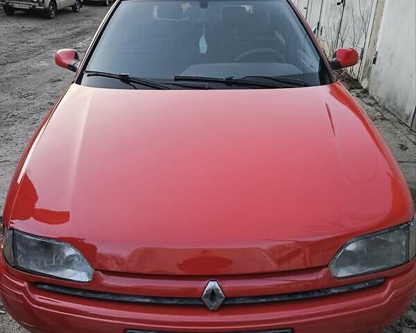 Красный Рено Сафран, объемом двигателя 2.2 л и пробегом 500 тыс. км за 1800 $, фото 10 на Automoto.ua