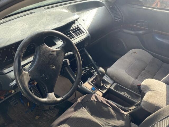 Рено Сафран 1993 в Виннице на Automoto.ua Серый Рено Сафран, объемом двигателя 2 л и пробегом 200 тыс. км за 700 $, фото 6 на Automoto.ua