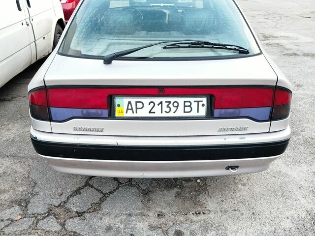 Серый Рено Сафран, объемом двигателя 2.2 л и пробегом 341 тыс. км за 1903 $, фото 3 на Automoto.ua