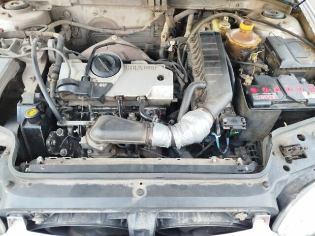 Серый Рено Сафран, объемом двигателя 2.2 л и пробегом 341 тыс. км за 1903 $, фото 4 на Automoto.ua